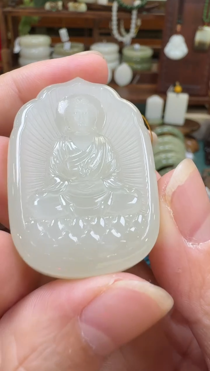 【闪购商品】和田玉吊坠未镶嵌大日如来