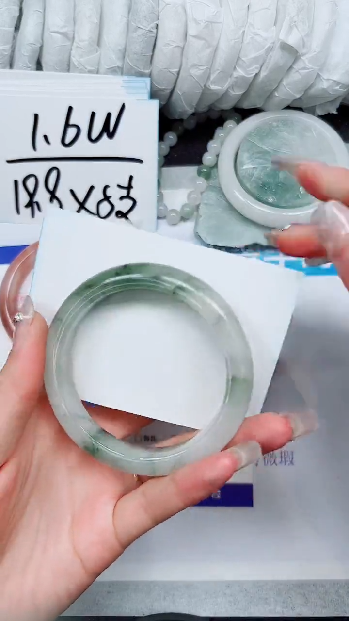 【闪购商品】石英质玉手镯未镶嵌A140-58`59`