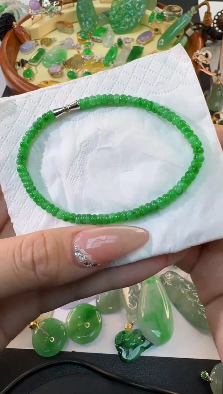 【闪购商品】翡翠手链未镶嵌手串