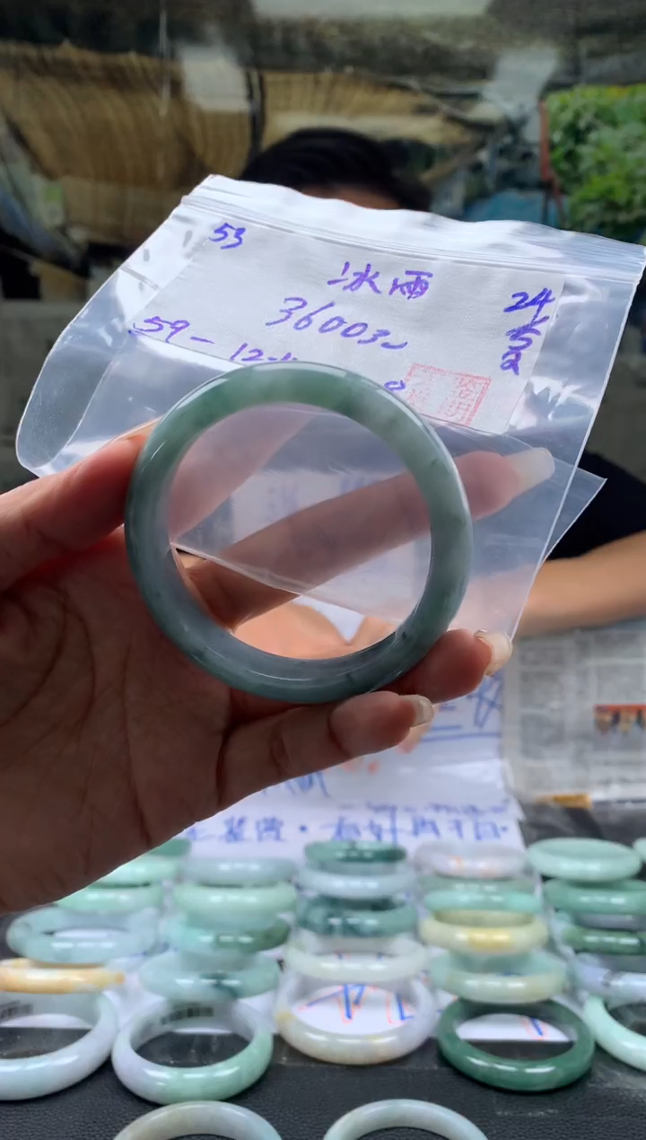 翡翠手镯未镶嵌翡翠手镯 下单联系小耳机#53