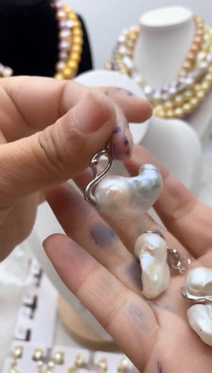 【闪购商品】淡水珍珠颈饰钛钢197