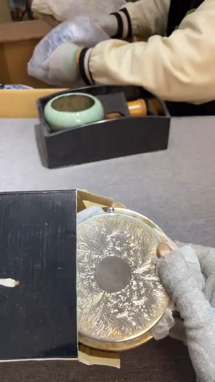 铁柏****A柏汐光年VELUNA 