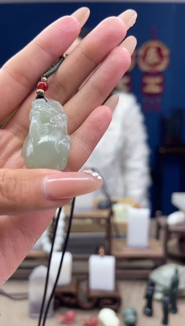 【闪购商品】和田玉颈饰未镶嵌1