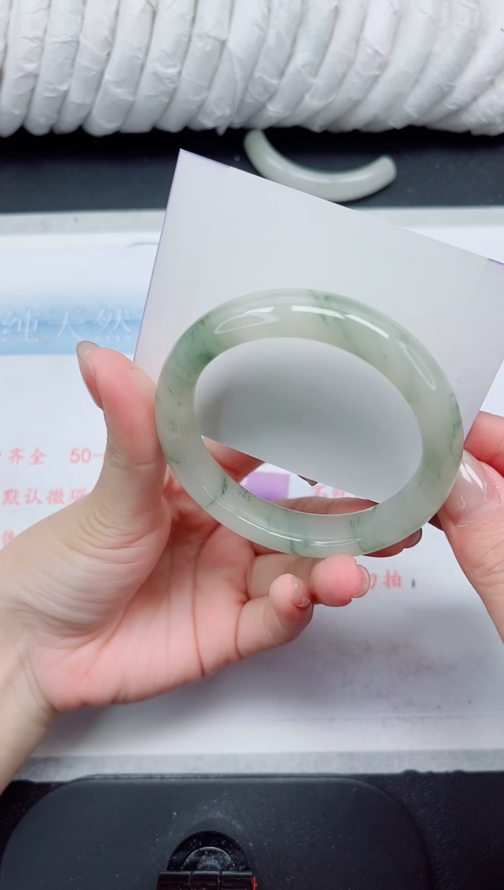 【闪购商品】石英质玉手镯未镶嵌351-56.1