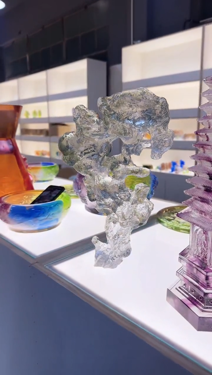 手工艺品琉璃夜**?40厘米太湖石