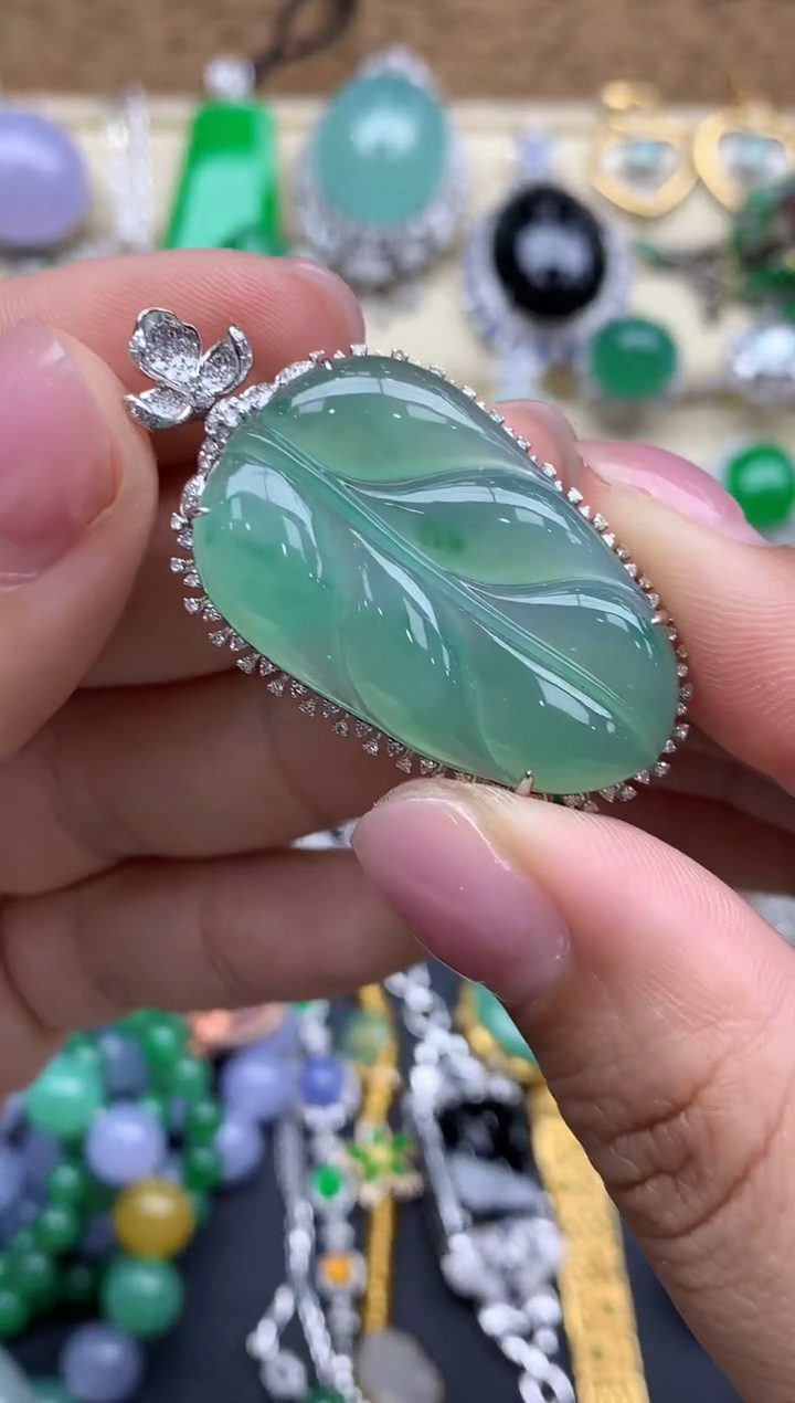 【闪购商品】翡翠颈饰18K金镶嵌653-中国好珍宝