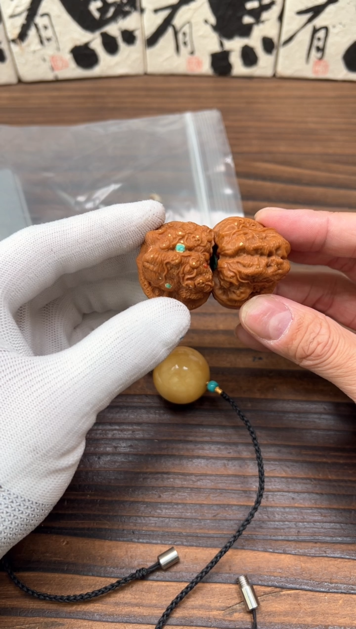 【闪购商品】文玩核桃吊坠文玩核桃