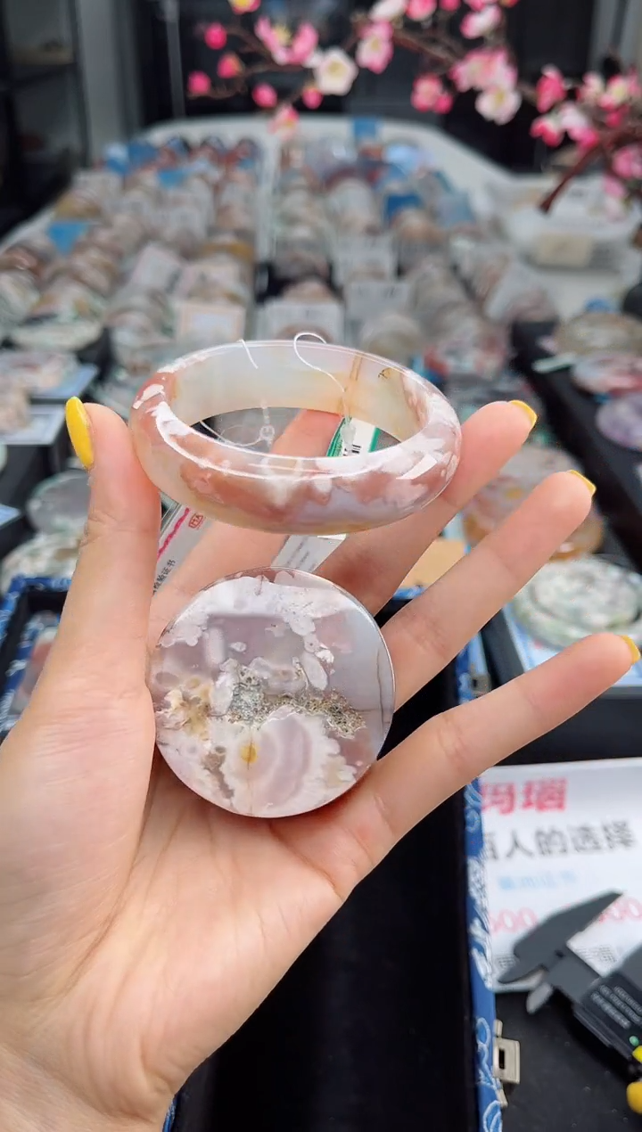 石英质玉未镶嵌手镯53圈口（赠送镯心）3505254