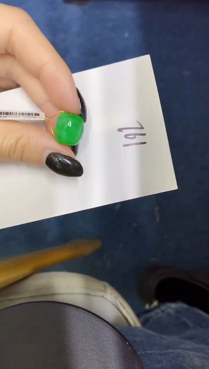 【闪购商品】翡翠未镶嵌颈饰0000000000