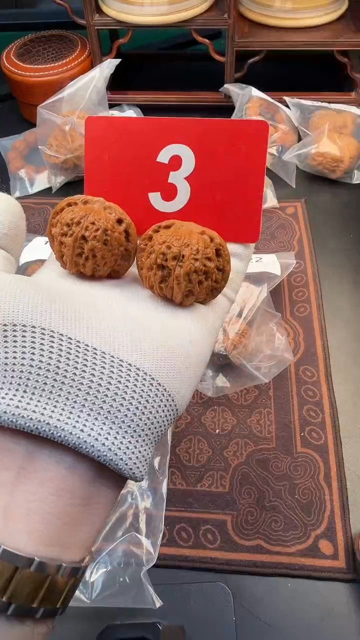 把件文玩核桃43血麒麟