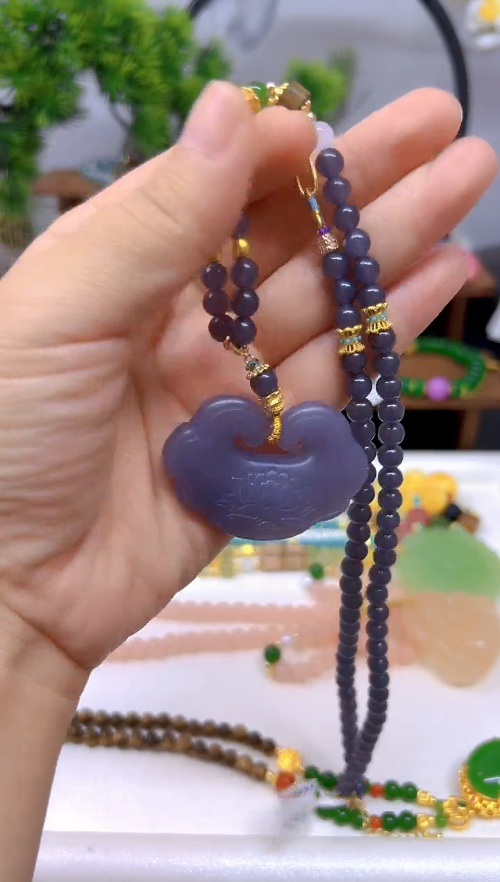 和田玉未镶嵌颈饰M606