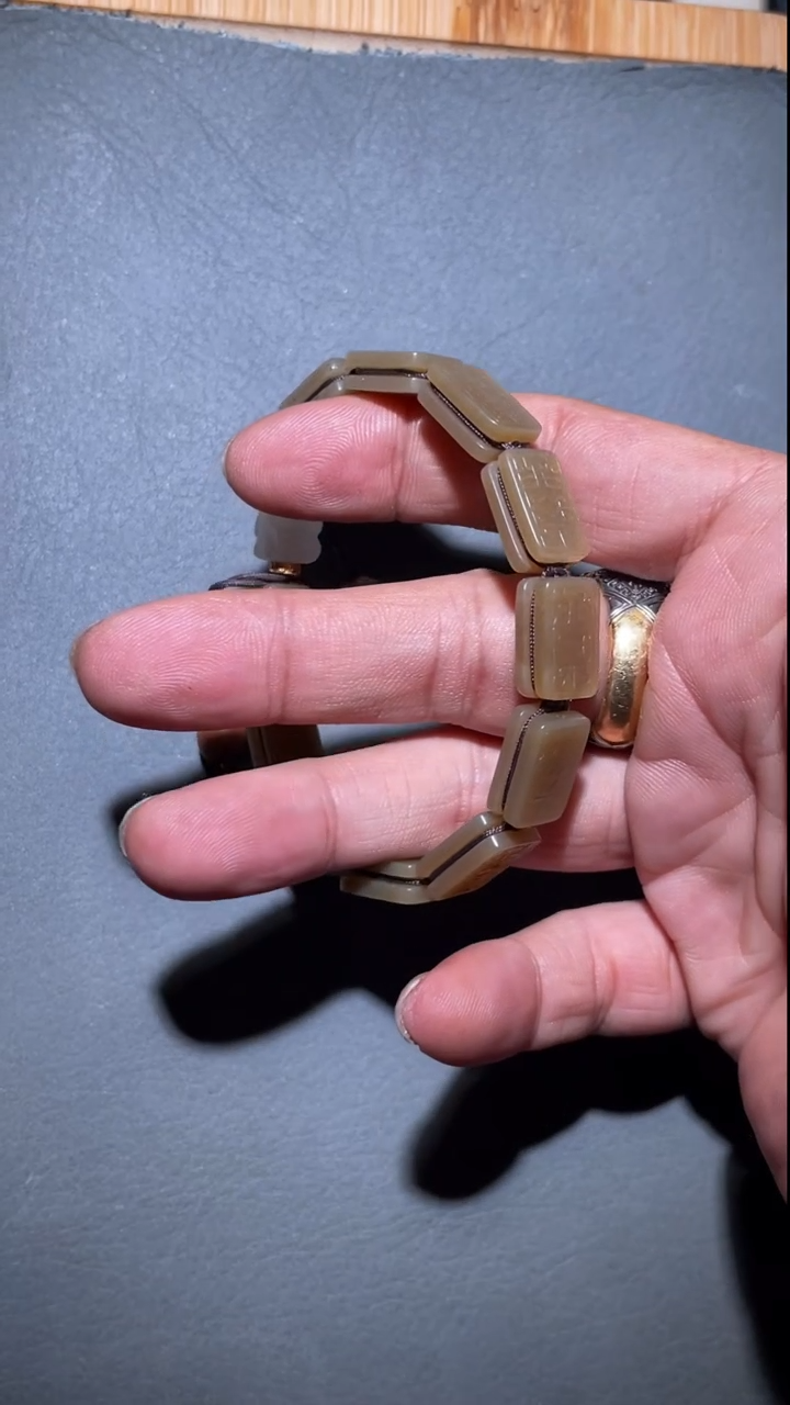 定制和田玉hss   祥云款式挂件