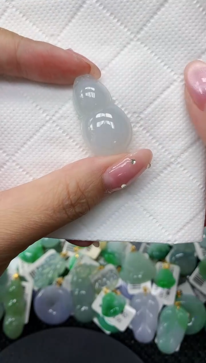 翡翠未镶嵌颈饰1111111111