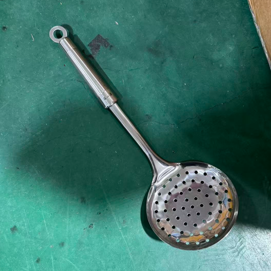 （张）家用厨房长柄漏勺