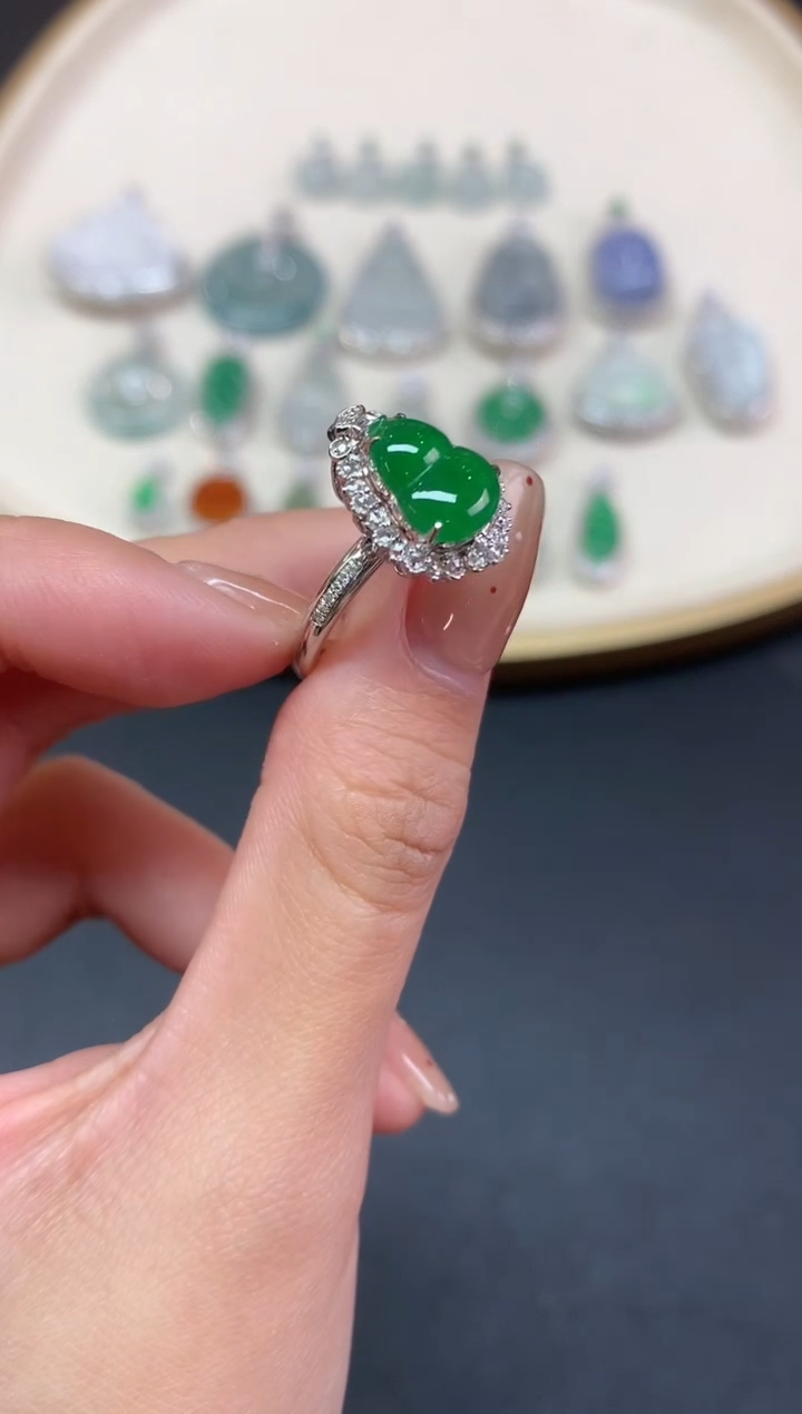 【闪购商品】翡翠戒指18K金镶嵌戒指A375|9800