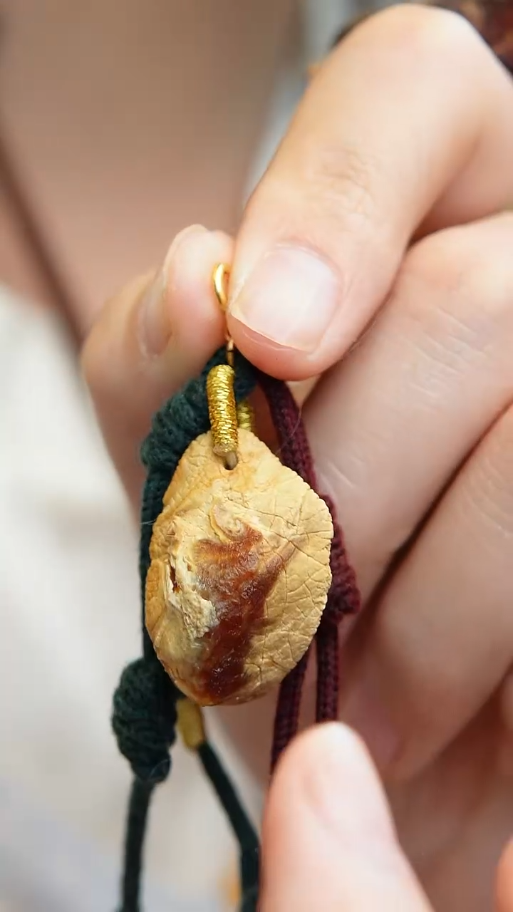 【闪购商品】蜜蜡裸石未镶嵌原石