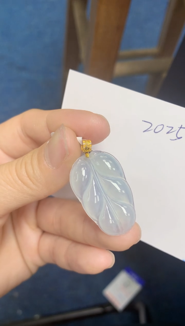 【闪购商品】翡翠18K金镶嵌挂件天然翡翠A货