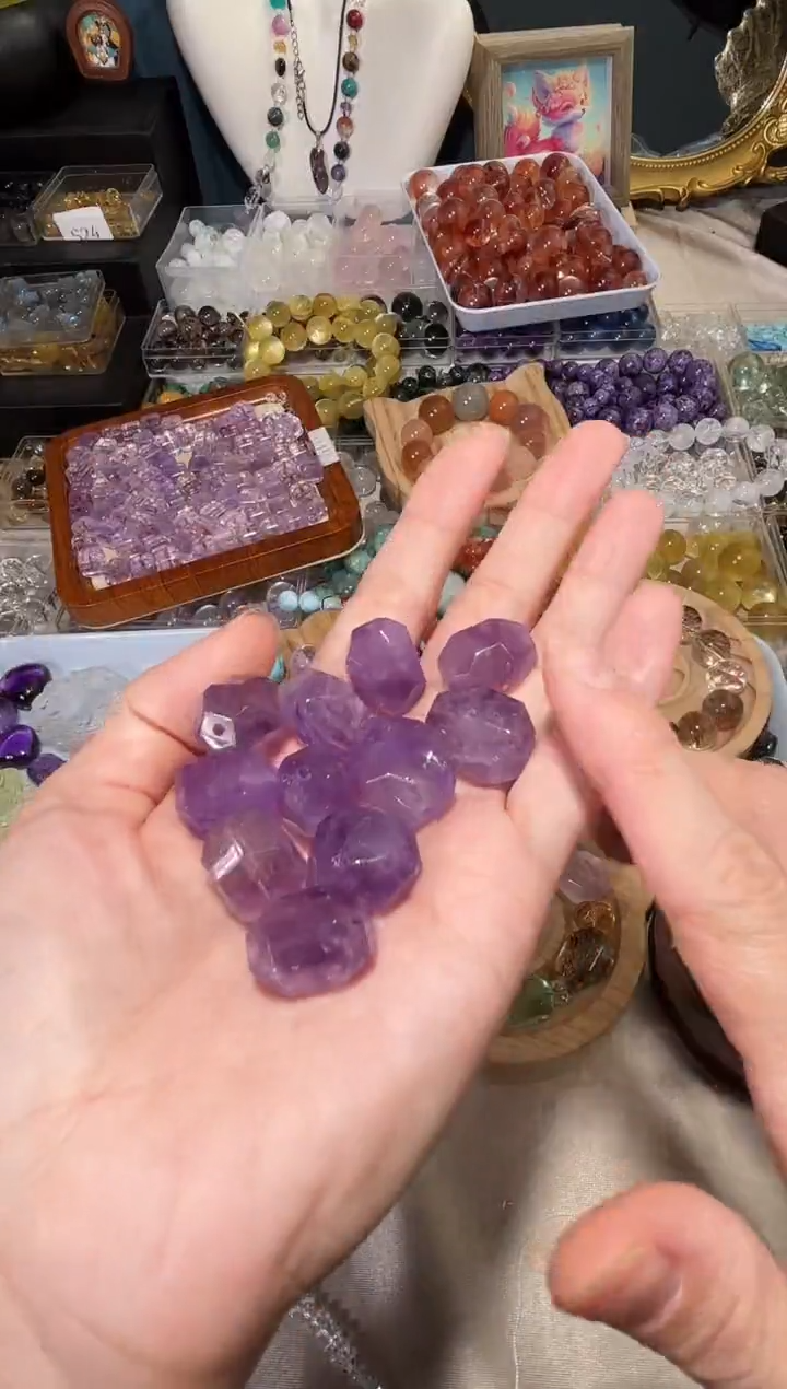 水晶手串未镶嵌紫兔毛随型宽约卡12单颗