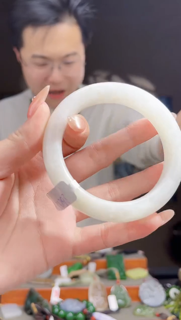 【闪购商品】和田玉颈饰未镶嵌拍一发一