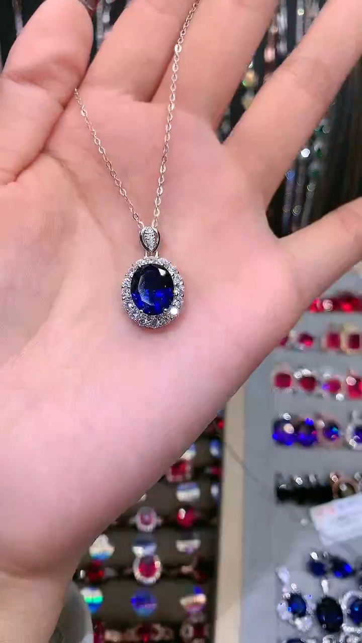 【闪购商品】蓝宝石吊坠(赠链)银S925镶嵌9.11银色