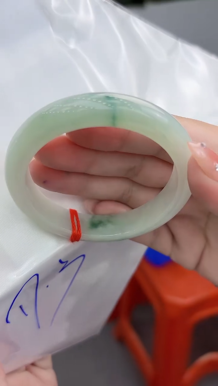 【闪购商品】翡翠手镯未镶嵌翡翠手镯