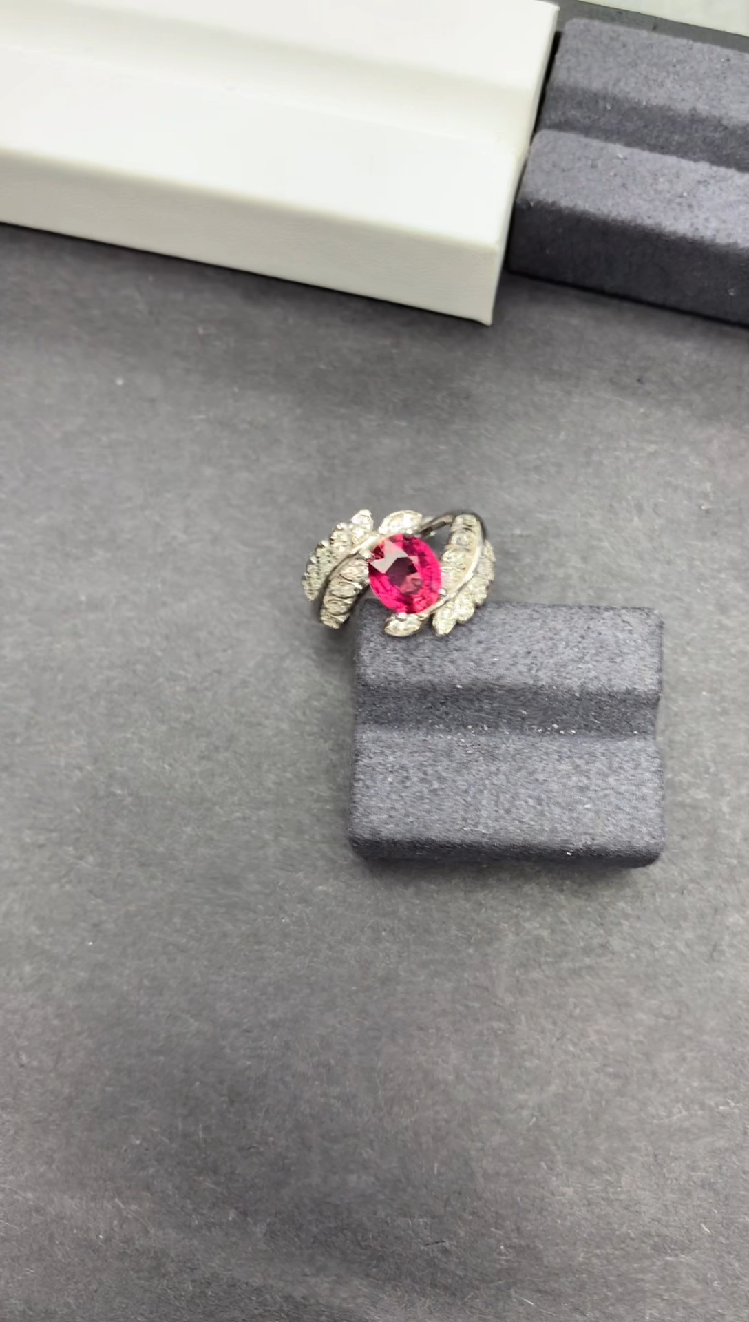 【闪购商品】碧玺戒指银S925镶嵌1.5克拉