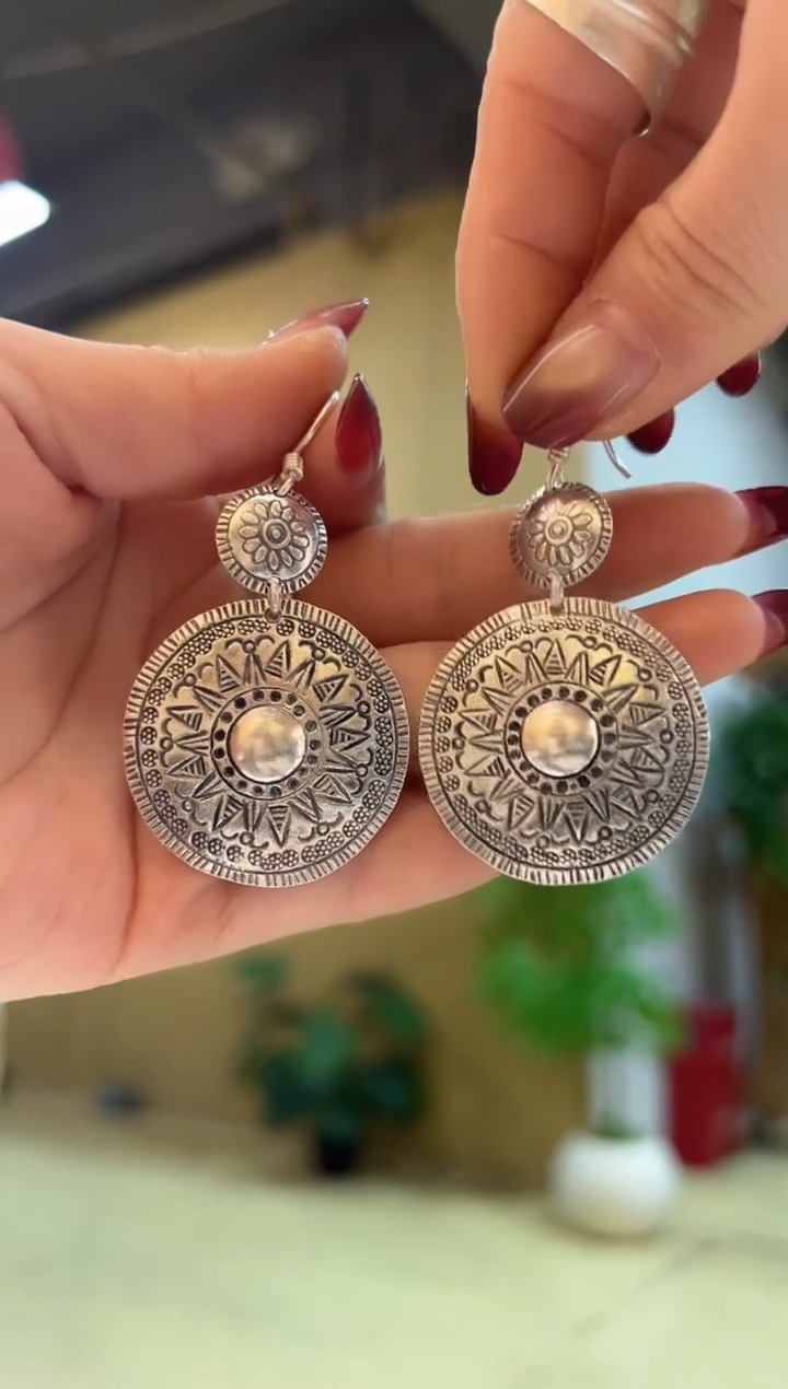 无925银樱*红耳饰