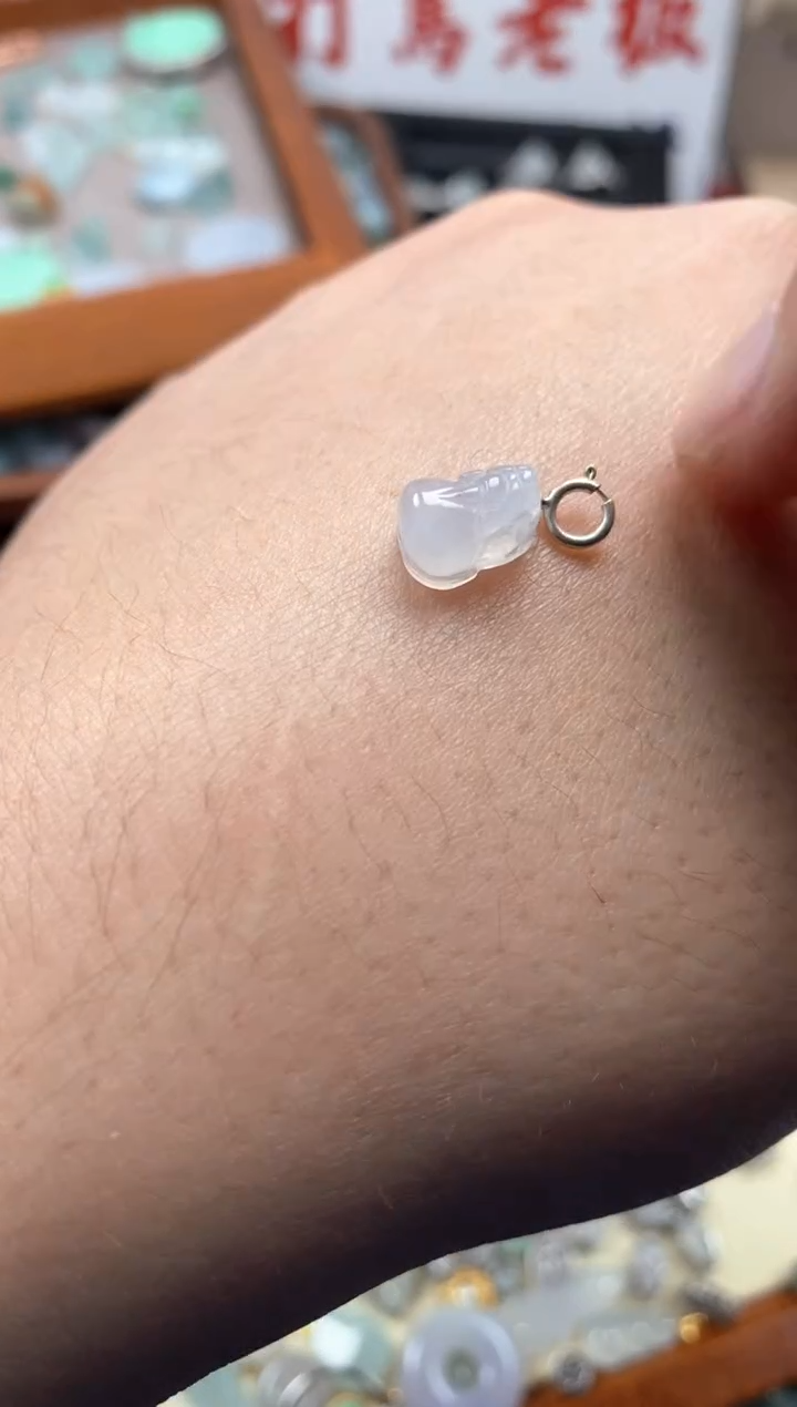 【闪购商品】翡翠颈饰未镶嵌哥哥