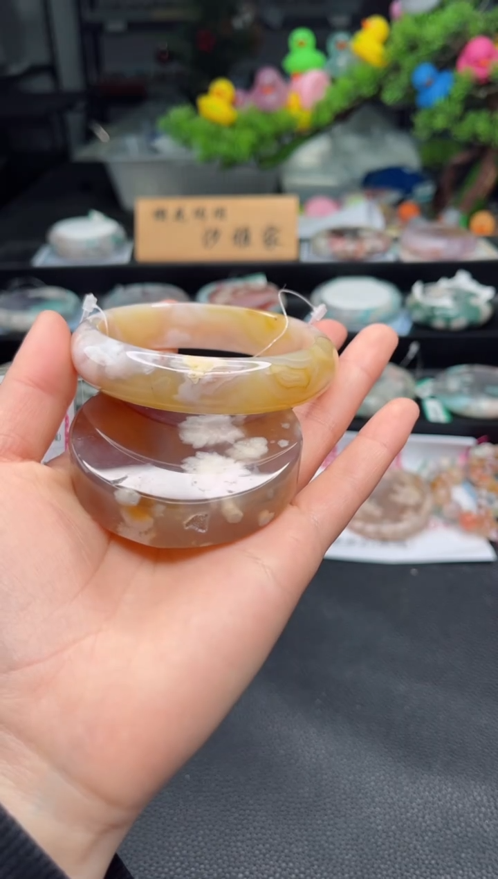 石英质玉未镶嵌手镯63圈口（赠品镯心）3006