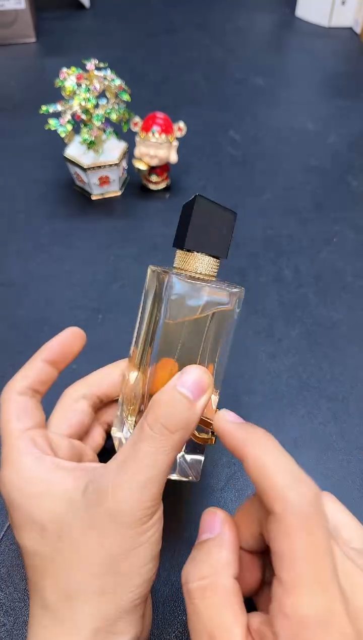 瓷片新正品一件不留@@WE678