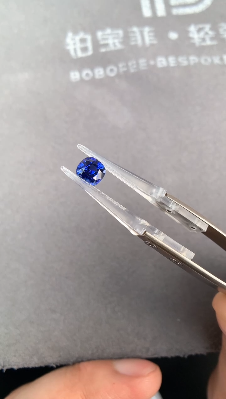 【闪购商品】定制蓝宝石裸石未镶嵌1.65ct