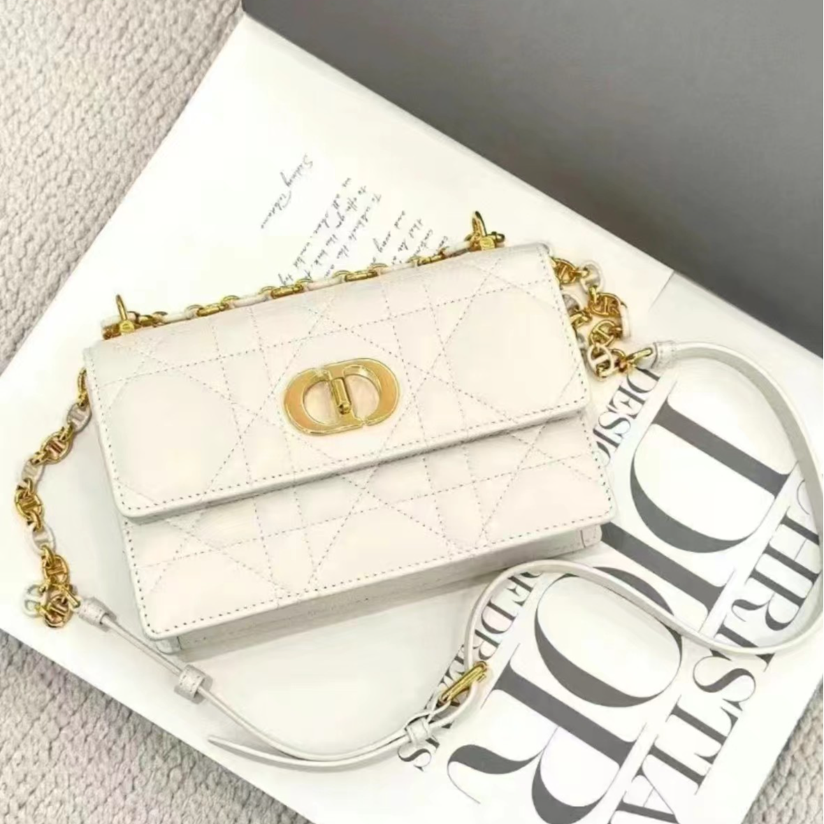 99新 DIOR/迪奥 miss caro mini奶白色包/优品