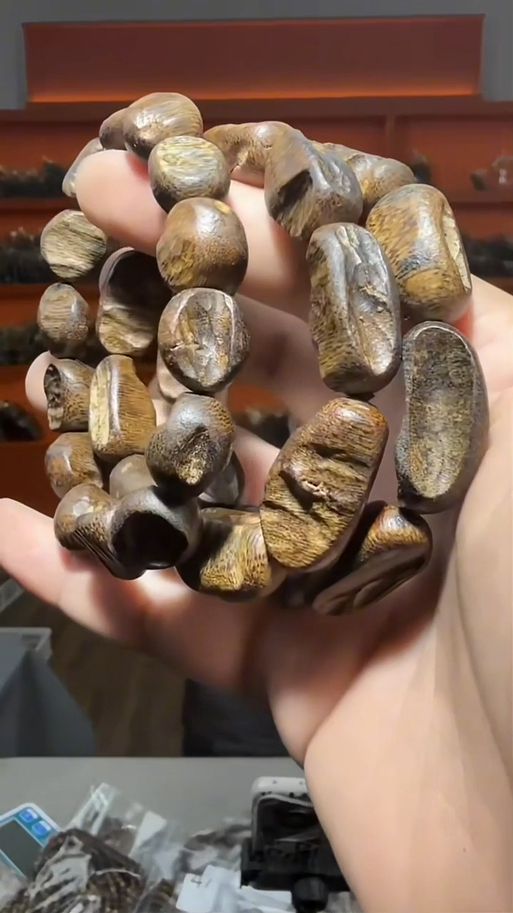 沉香手串11号多样性发一