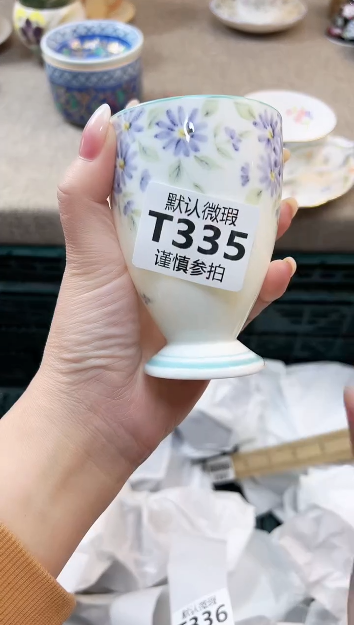 瓷片女****️ 335            