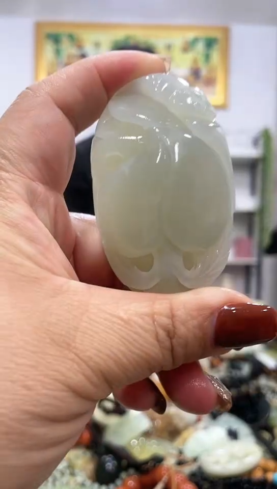 未镶嵌岫玉手把    