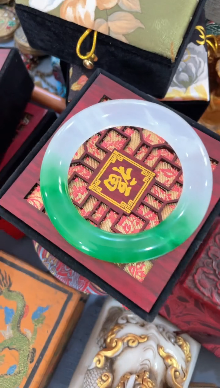 【闪购商品】2宫廷影视老旧工艺摆件