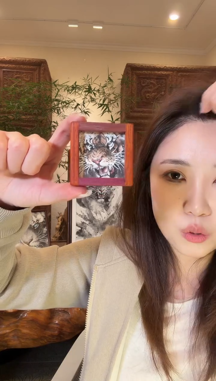 国画半*苏联春苏联春苏联春