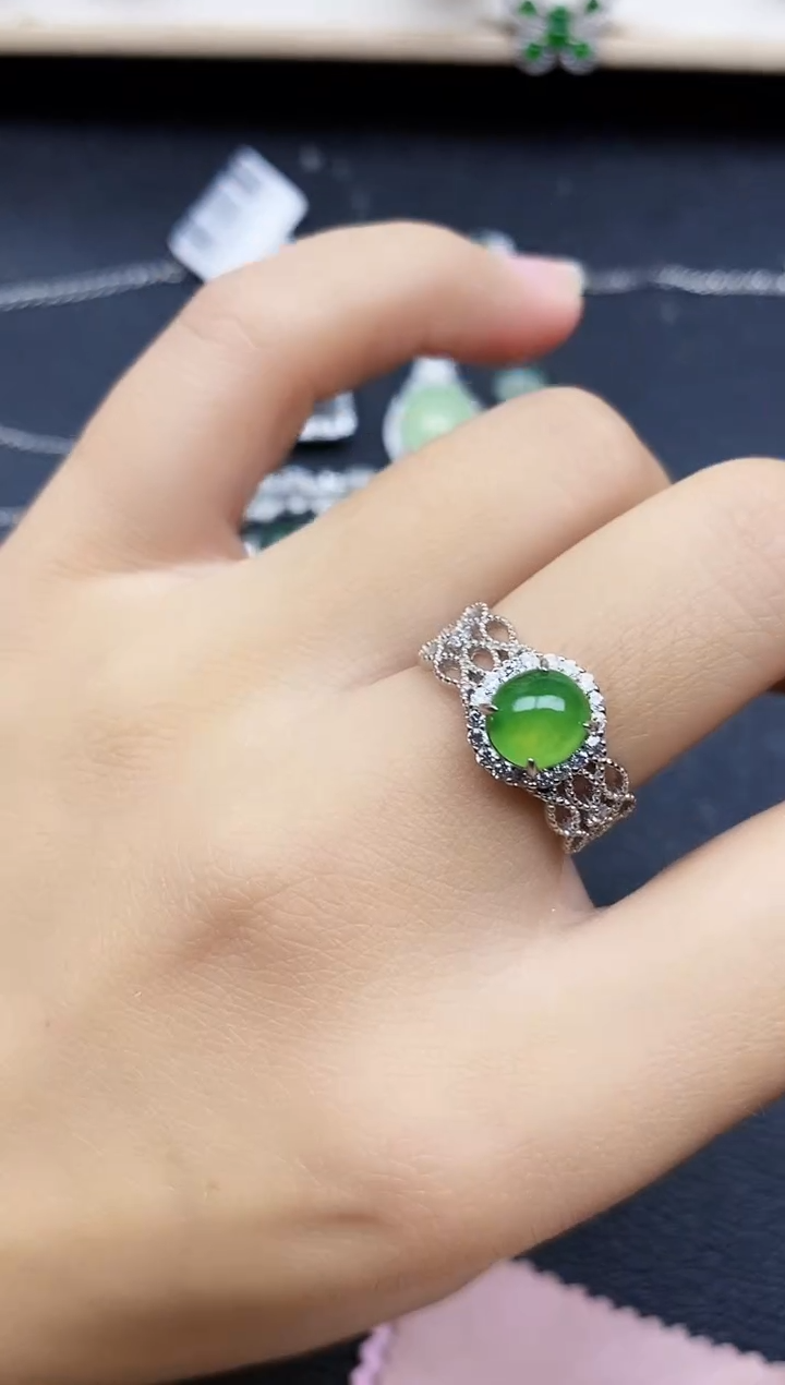 【闪购商品】翡翠戒指银S925镶嵌11111
