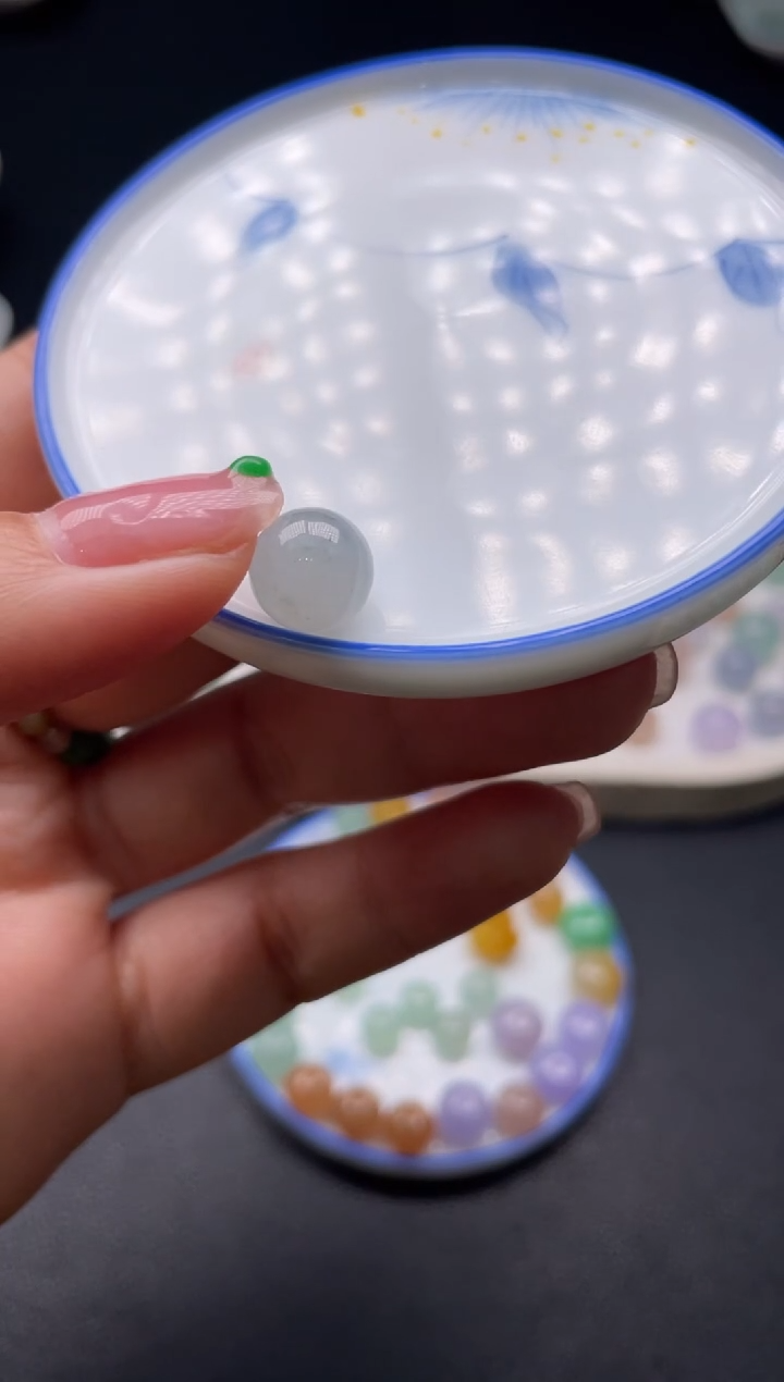 【闪购商品】翡翠颈饰未镶嵌啊A136