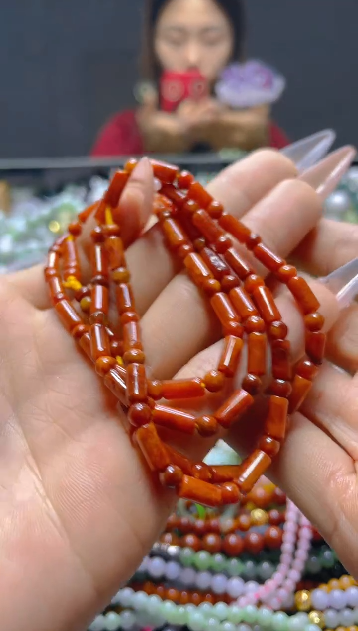 颈饰未镶嵌翡翠4MM