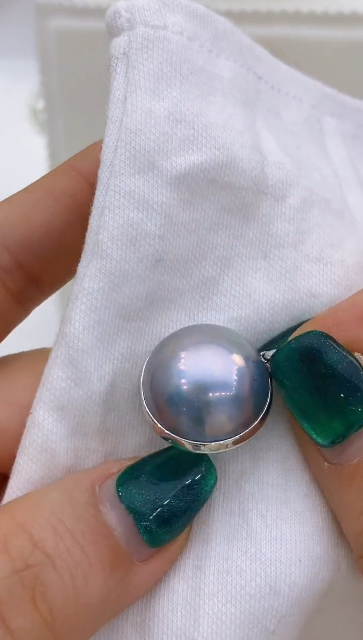 【闪购商品】拼合珍珠（马贝珠）吊坠18K金镶嵌88