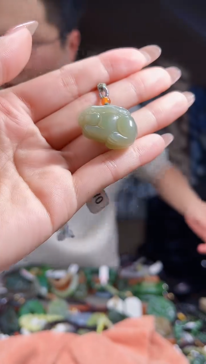 【闪购商品】和田玉颈饰未镶嵌拍一发一