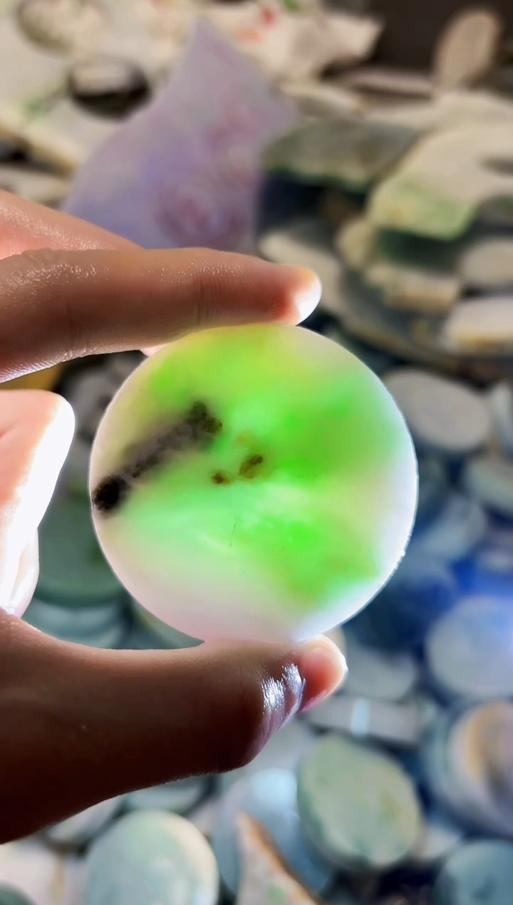 【闪购商品】翡翠颈饰未镶嵌A货吴玉354