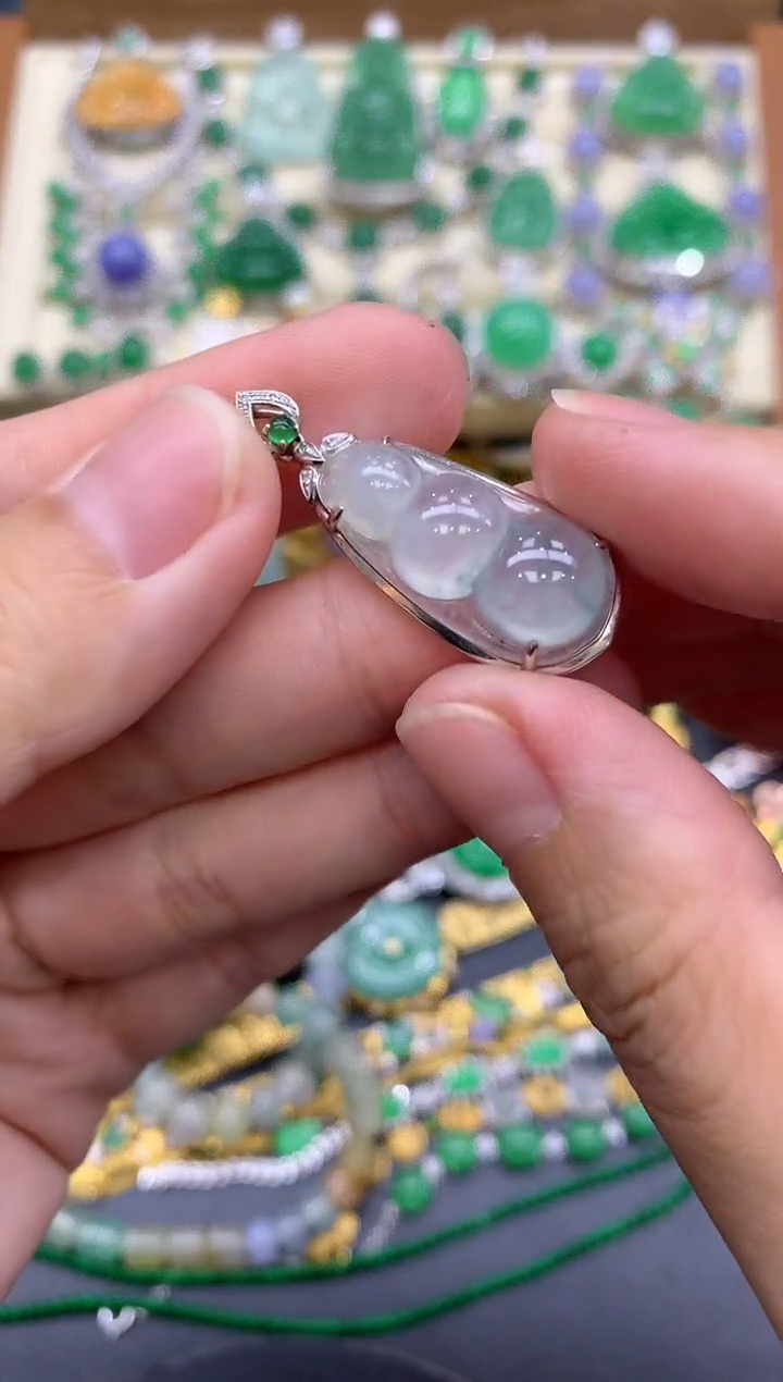 翡翠18K金镶嵌颈饰498-中国好珍宝