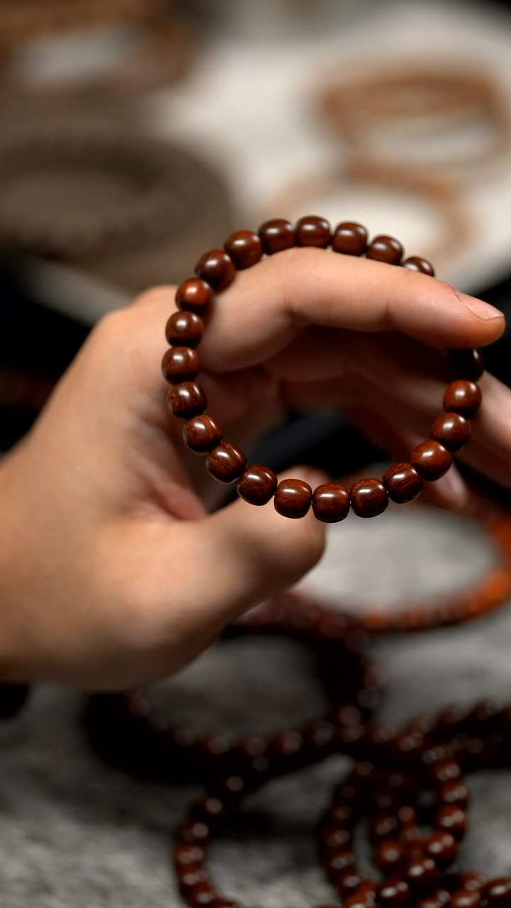 【闪购商品】檀香紫檀（小叶紫檀）手串/手链9mm老型带点星