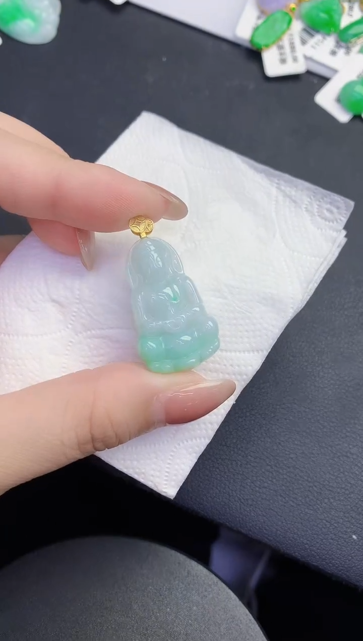 颈饰未镶嵌翡翠缅甸天然翡翠A货