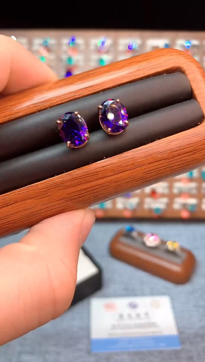 银S925镶嵌耳钉紫晶......