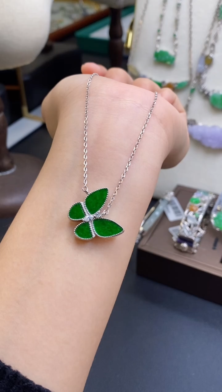 颈饰银S925镶嵌翡翠18144