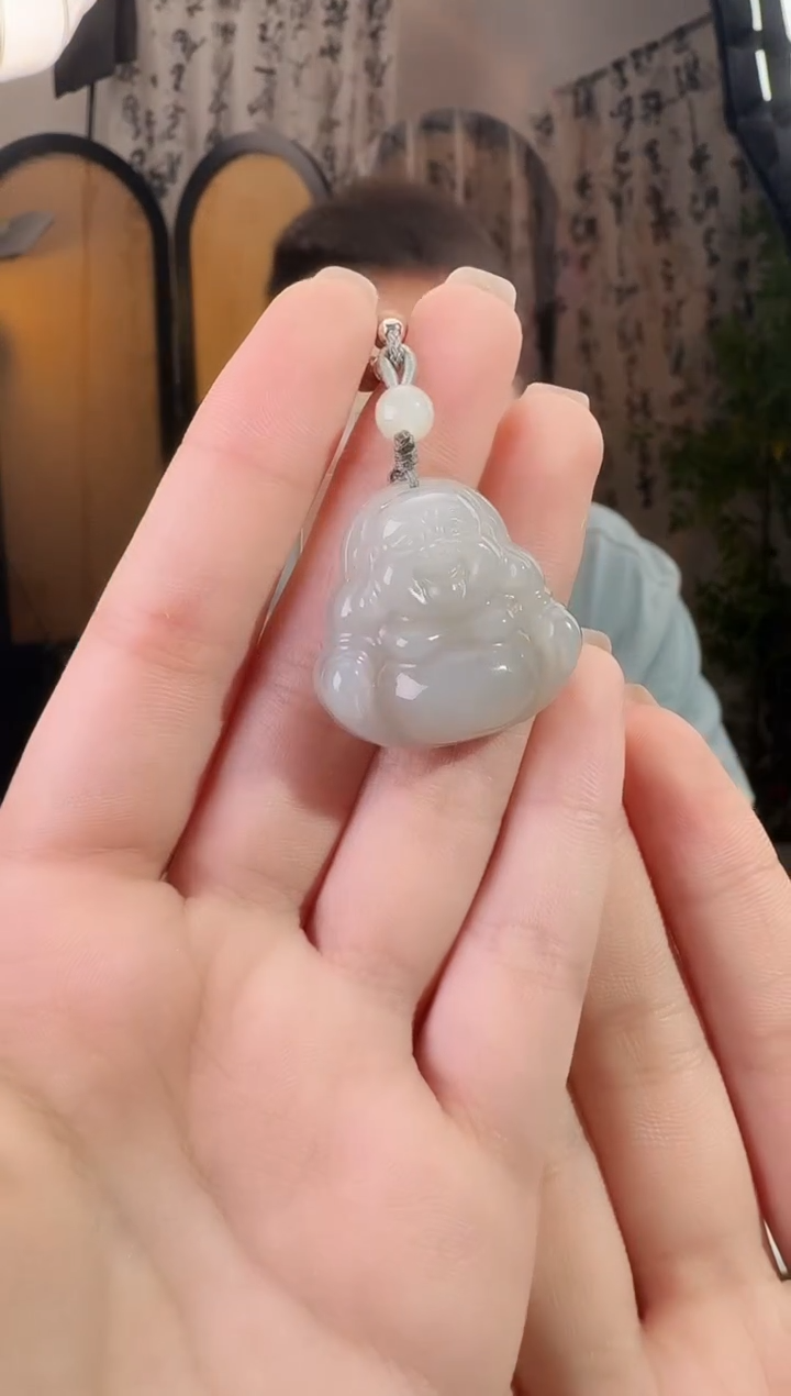 和田玉未镶嵌颈饰佛公p