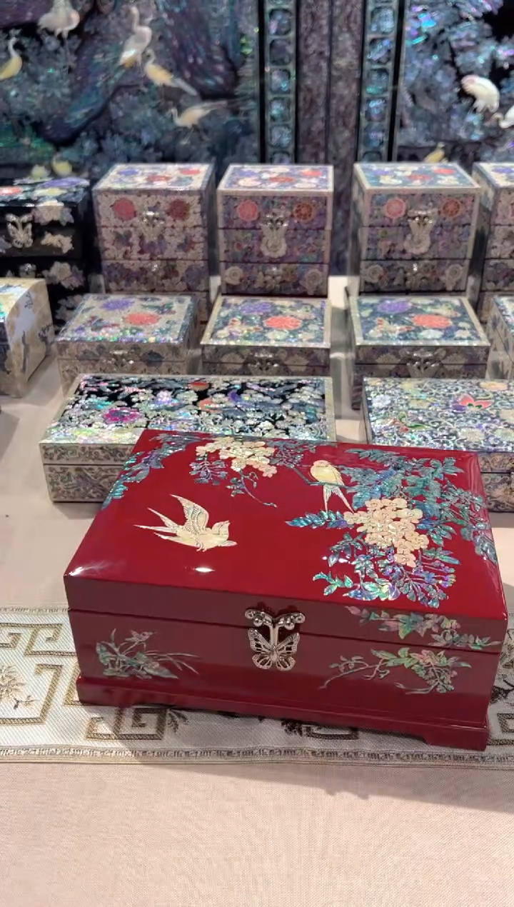 按扣绒布底·弘贝雅螺钿漆器文化馆